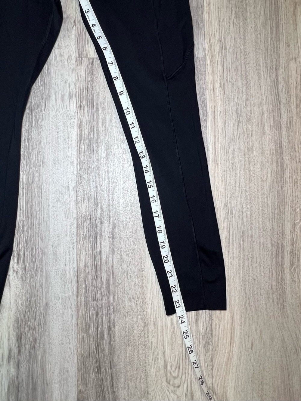 Lululemon Black High-Waist Active Leggings Size 6 - Picture 12 of 13